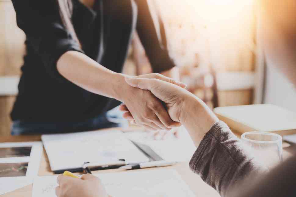 How to Manage Multiple C-Level Executive Job Offers
